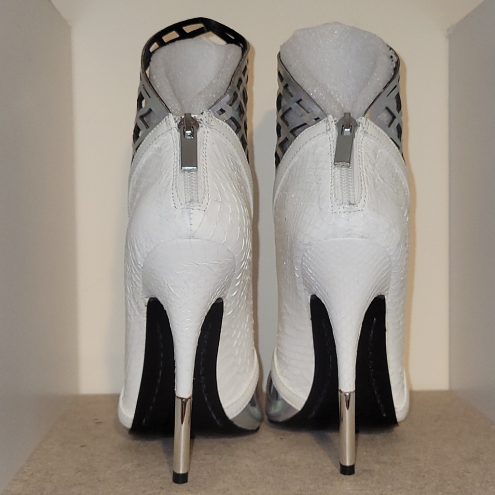 Lust for Life Heels - Picture 4 of 4